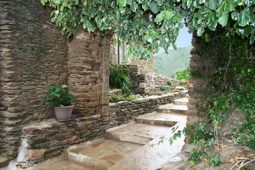Chambres D'Hotes Lou-Rey Le Collet-de-Deze ภายนอก รูปภาพ